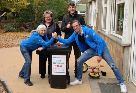 Kirsten Hansch (SPORTKINDER), Frau Schimmelpfennig (Kita Seeburger Weg), Jan Hangebrauck (Berliner DOG), Simon Schulte (SPORTKINDER)